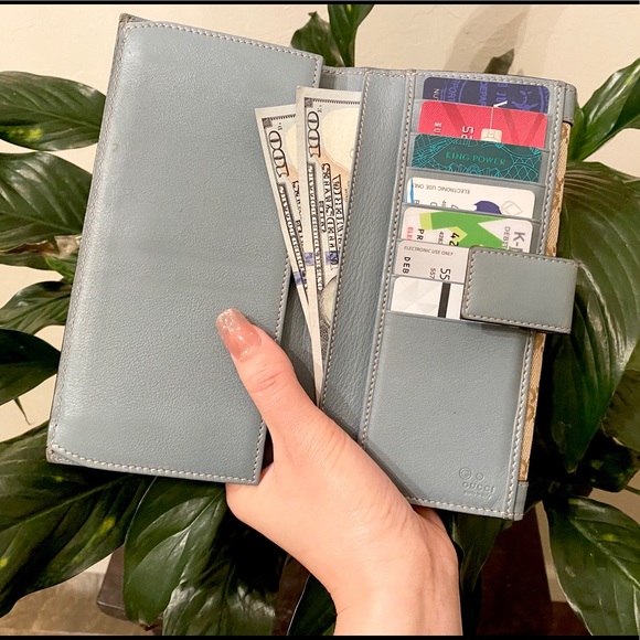 ❌SOLD❌✅Gucci Wallet✅ - Picture 5 of 12